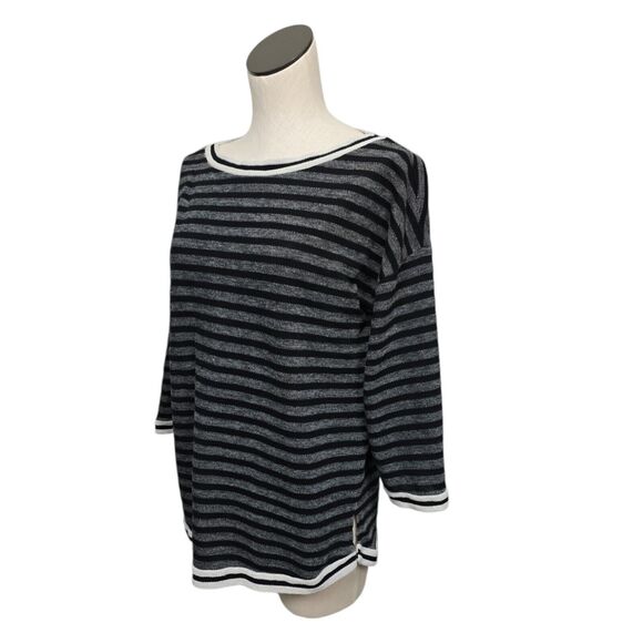 Soft Surroundings Sweater Women’s Medium Knit Striped Top Black Gray 3/4 Sleeve - Picture 9 of 13